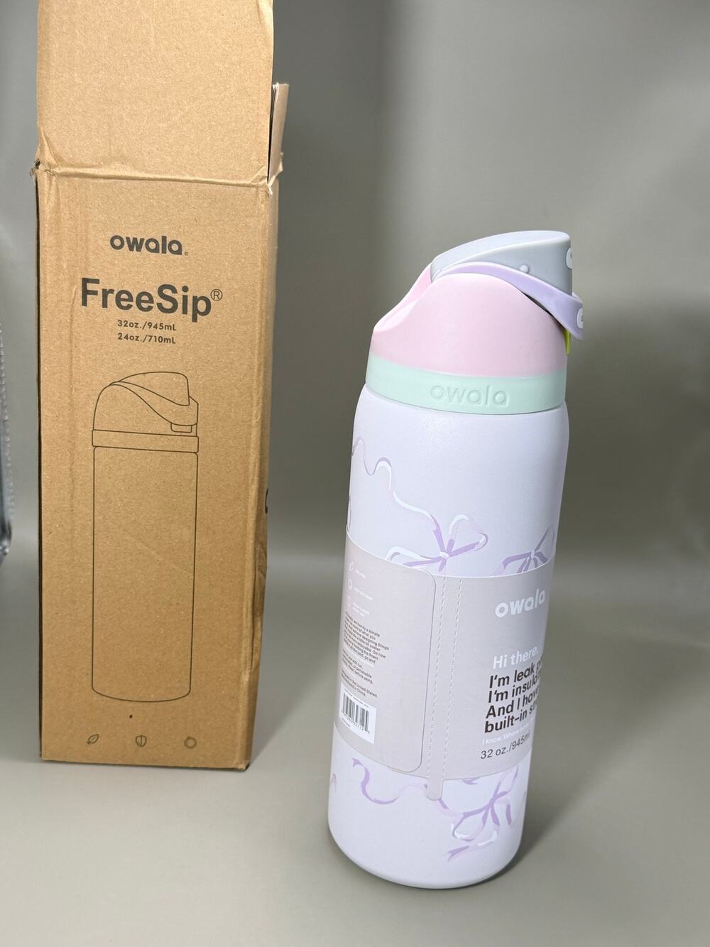 Owala FreeSip stainless steel water bottle limited-edition “Tied and True" NWT